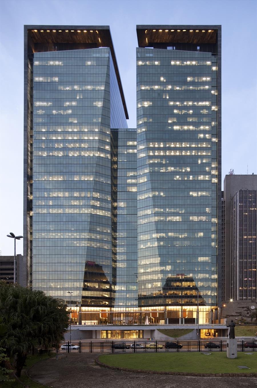 ventura corporate towers